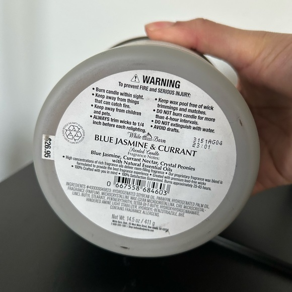 Bath and Body Works Blue Jasmine and Currant 3 wick candle - Picture 3 of 3